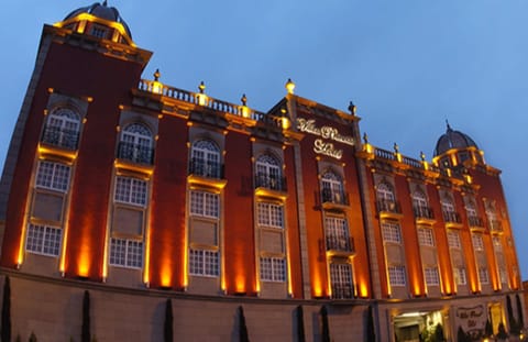 Front of property - evening/night