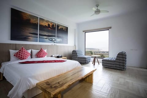Sea View Double Room | Desk, blackout drapes, rollaway beds, free WiFi