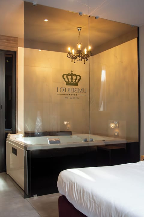 Premium Room, 1 Queen Bed, Jetted Tub, City View | Premium bedding, down comforters, desk, blackout drapes