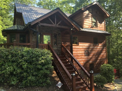 FIRESIDE CABIN - BLUE RIDGE
