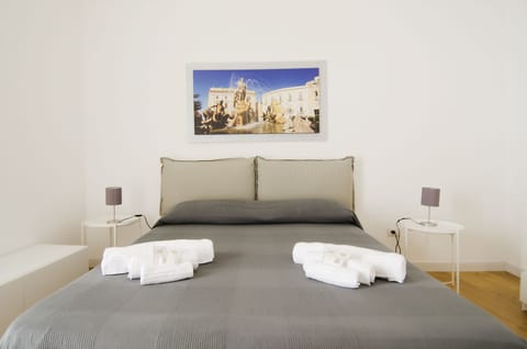 Apartment, 1 Queen Bed, Terrace | Premium bedding, blackout drapes, soundproofing, iron/ironing board