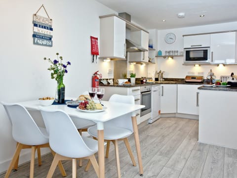 Beautifully presented open plan living space | Fistral Escape - Ocean 1 Apartments, Newquay