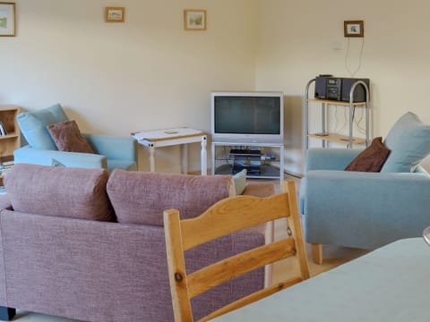 Living room/dining room | Turnstone, Seahouses