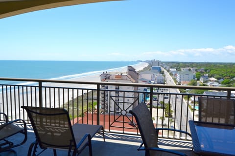 4 bedroom/3 bath penthouse ocean views
