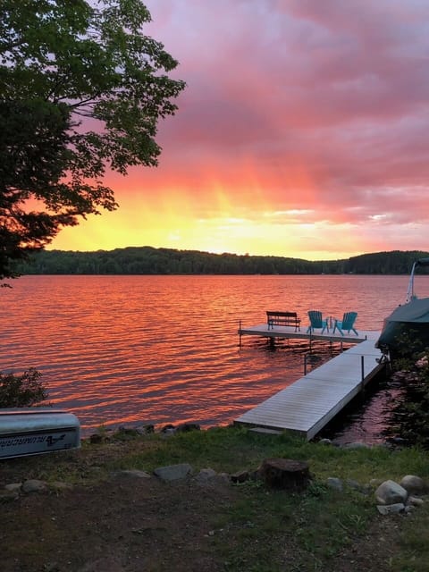 Sunset on Long Lake
enjoy12' aluminum rowboat 