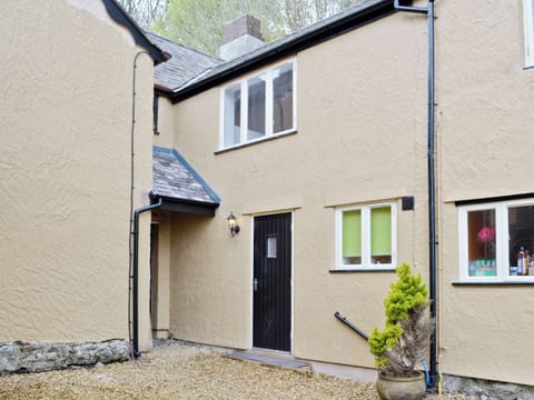 Exterior | Scullery Cottage, Llandudno
