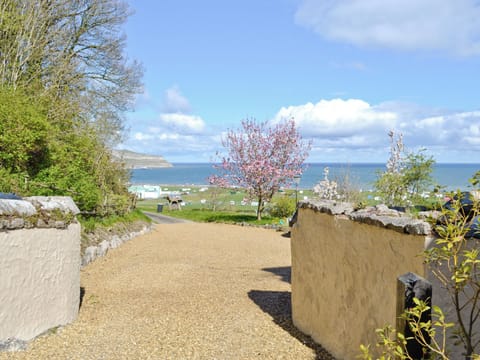 Entrance to property | Granary Cottage, Llandudno