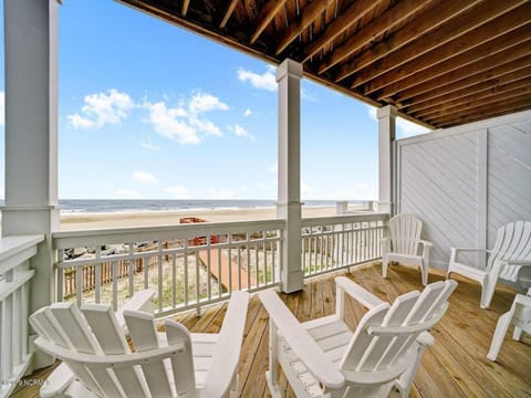 Welcome to Dolphin Watch (Carolina Beach)