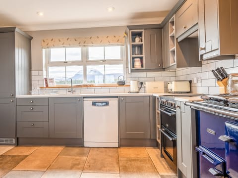Kitchen | Kildonan, Dundonnell