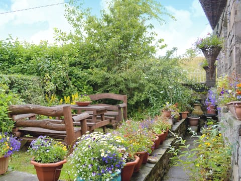 Garden | Chapel Cottage, Pontsticill, Brecon Beacons