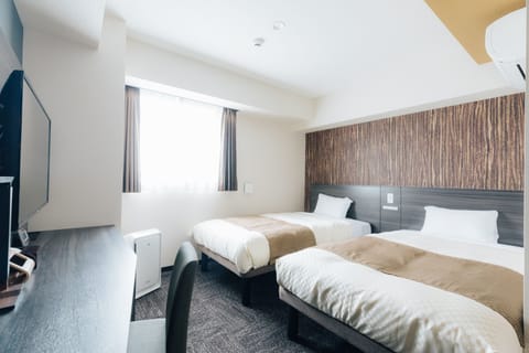 In-room safe, soundproofing, free WiFi