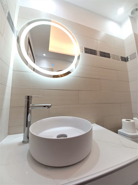 Family Apartment, 2 Bedrooms, Partial Sea View (2-3) | Egyptian cotton sheets, premium bedding, in-room safe