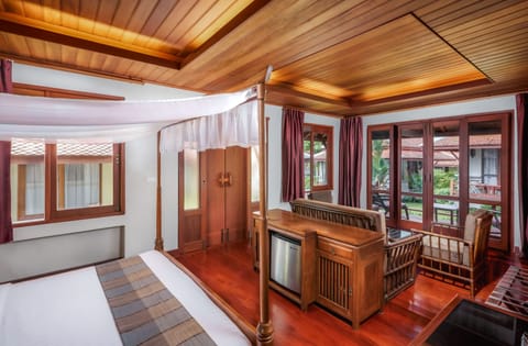 Oriental villa | Premium bedding, minibar, in-room safe, individually furnished