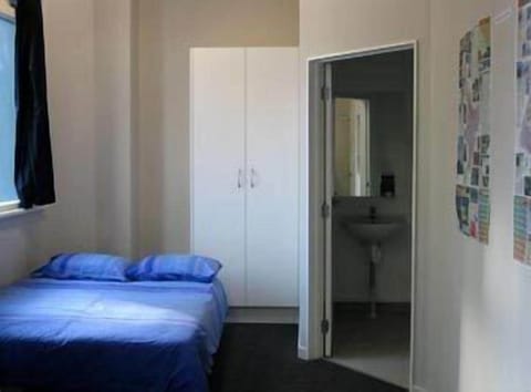 Standard Double Room, Ensuite (No window) | Premium bedding, iron/ironing board, free WiFi, bed sheets