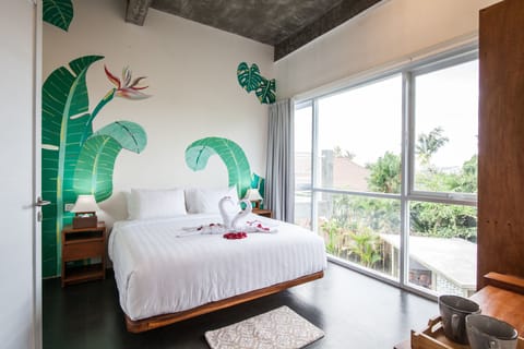 Double Room | Premium bedding, pillowtop beds, in-room safe, blackout drapes