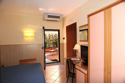Double Room | Room amenity