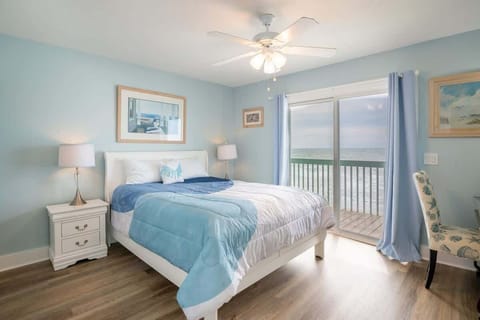 Oceanfront Primary Bedroom Suite