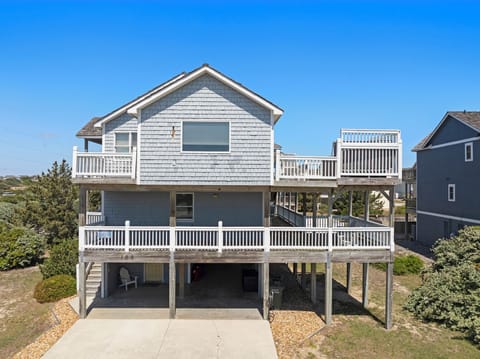 SS46: Seaside 46 | Front Exterior