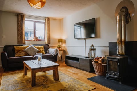 Lounge area, Woodburner-Nook Cottage
