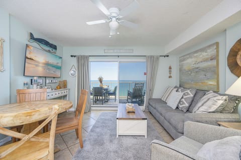 Royal Palms 1007, 561 East Beach Blvd, Gulf Shores, Alabama, beach front, 1 bedroom condominium