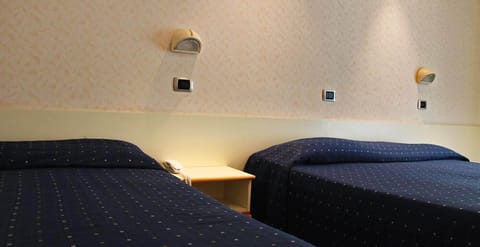 Double or Twin Room | In-room safe, free cribs/infant beds, free WiFi, bed sheets