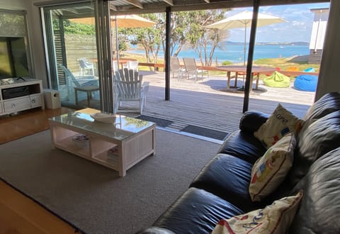 Spacious beach living with direct beach acceas