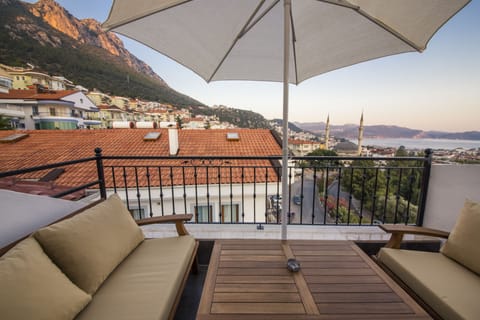 Deluxe Triple Room, Kitchenette, Sea View (Deka) | Balcony view