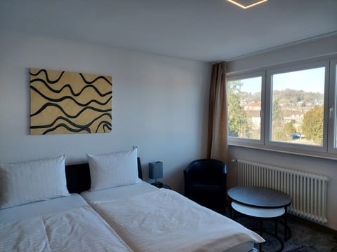 Double Room | Minibar, desk, free WiFi, bed sheets