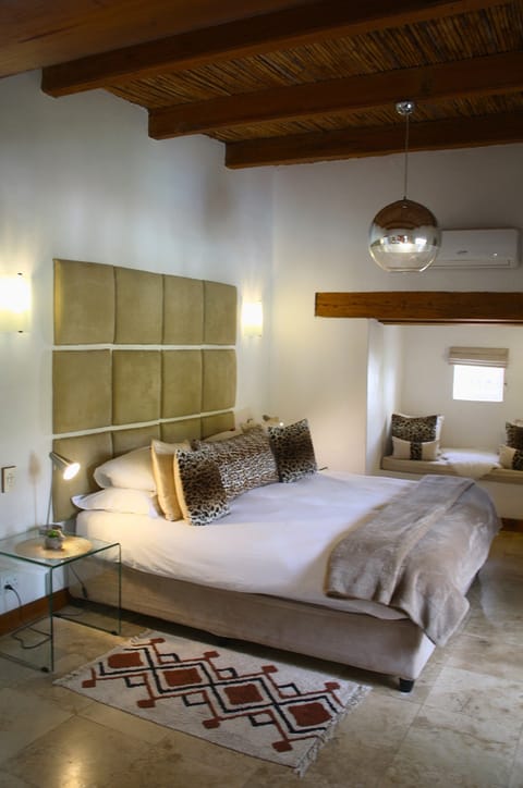 Standard Double or Twin Room | Premium bedding, minibar, in-room safe, individually decorated