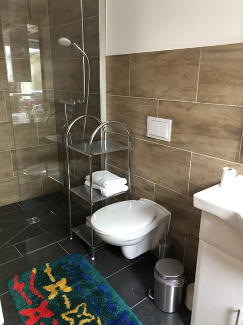 Basic Condo, 2 Bedrooms | Bathroom | Shower, towels