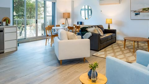 The lounge, kitchen and dining areas are very spacious, modern and with an abundance of natural light.