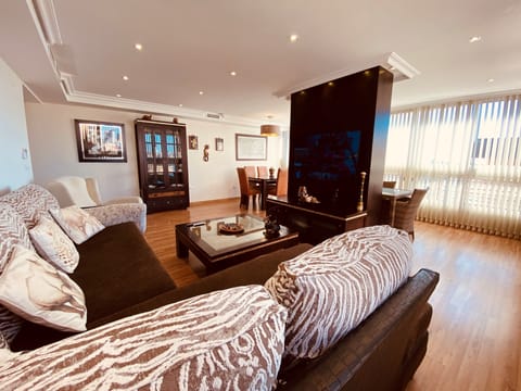 c5d8d484-e763-47c8-be7a-a5f1708f0768