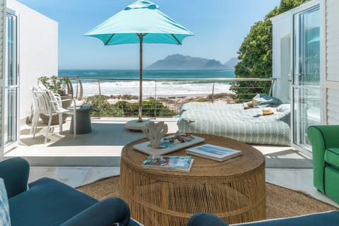 Luxury Suite, 1 King Bed | 1 bedroom, premium bedding, down comforters, free minibar