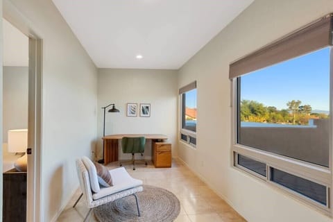 2f0b4533-c1a9-47f5-bc2d-9a1332a9904d