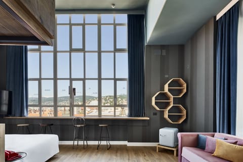 Panoramic Quadruple Room (Modernist King Panoramic) | View from room