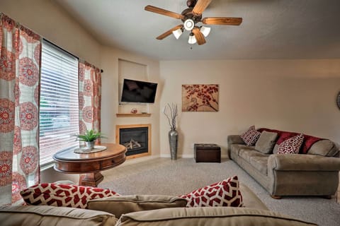 Kanab Vacation Rental | 3BR | 2BA | 1,242 Sq Ft | Stairs Required