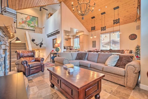 Mammoth Lakes Vacation Rental | 3BR | 2BA | 1,868 Sq Ft | Steps Required