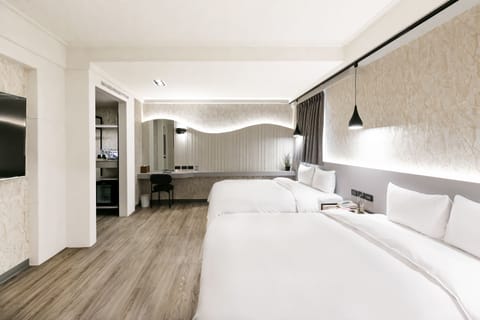 Family Room - Parking Excluded, Check-In After 3:00 PM | Premium bedding, down comforters, minibar, in-room safe