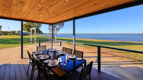 Premium Villa | Terrace/patio