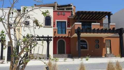 Casa Caborado