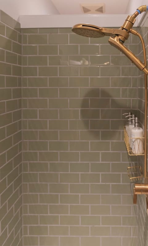 The Library | Bathroom | Hair dryer, towels