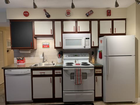 kitchen with full-size appliances