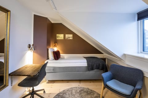Standard Double or Twin Room (Double use or single use) | Blackout drapes, free WiFi, bed sheets