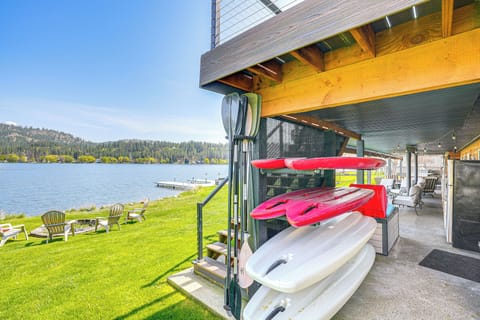 Nine Mile Falls Vacation Rental | 4BR | 3BA | 2,520 Sq Ft | Step-Free Access
