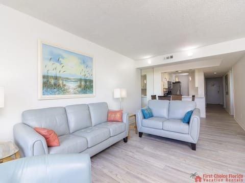 Colony Reef 3101 Living Room through Condo