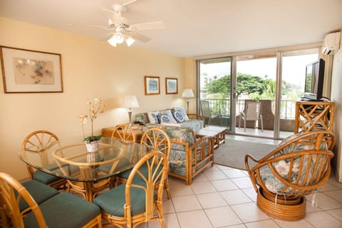 Living Room and Lanai Nani Kai Hale 302