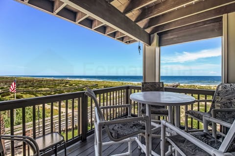 Condo, 2 Bedrooms | Outdoor dining