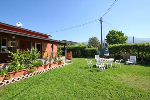 house 1 km from the beach