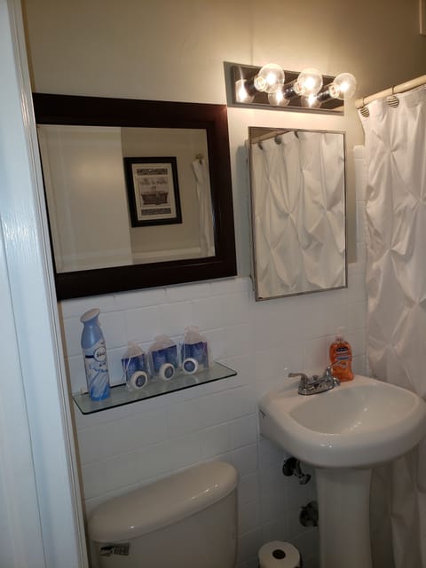 Bath amenities provided (may not be exactly as pictured) 