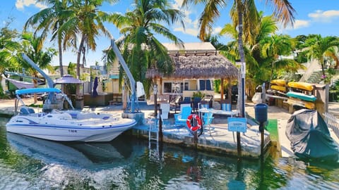Private 55’ Dock & 23' Rental Boat